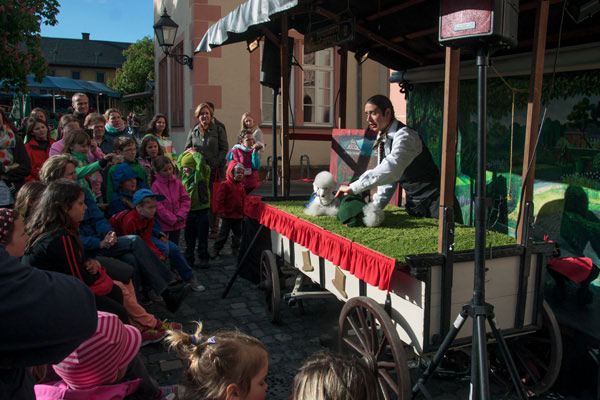 Pudeltheater von Lilli Chapeau - Des Pudels Kern bei Goethes Faust