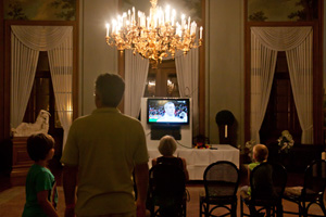 "Public"-Viewing