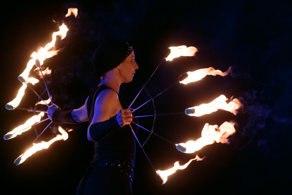 Feuershow der Firedancer am Kulturgleis