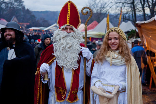 Weihnachtliche Figuren