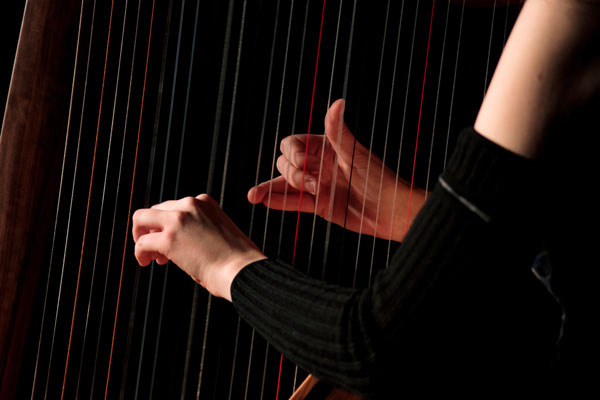 "Handarbeit" - Nadia Birkenstock im Amadeo in Hanau