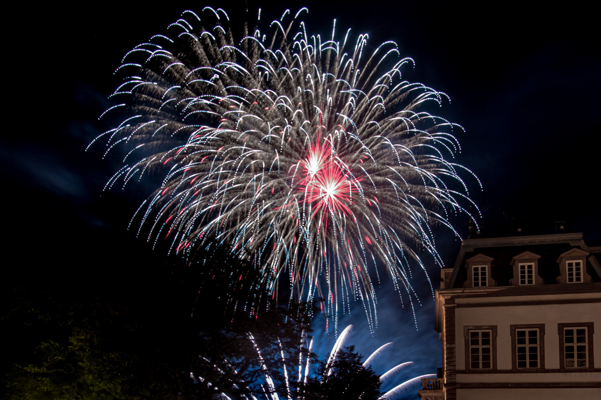 HU Buergerfest 2022 0409 HGr Feuerwerk 021 1200