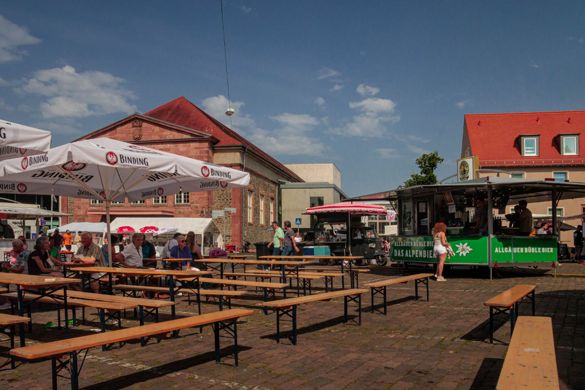 Lamboyfest HU 2025 - Ambiente - Schlossplatz