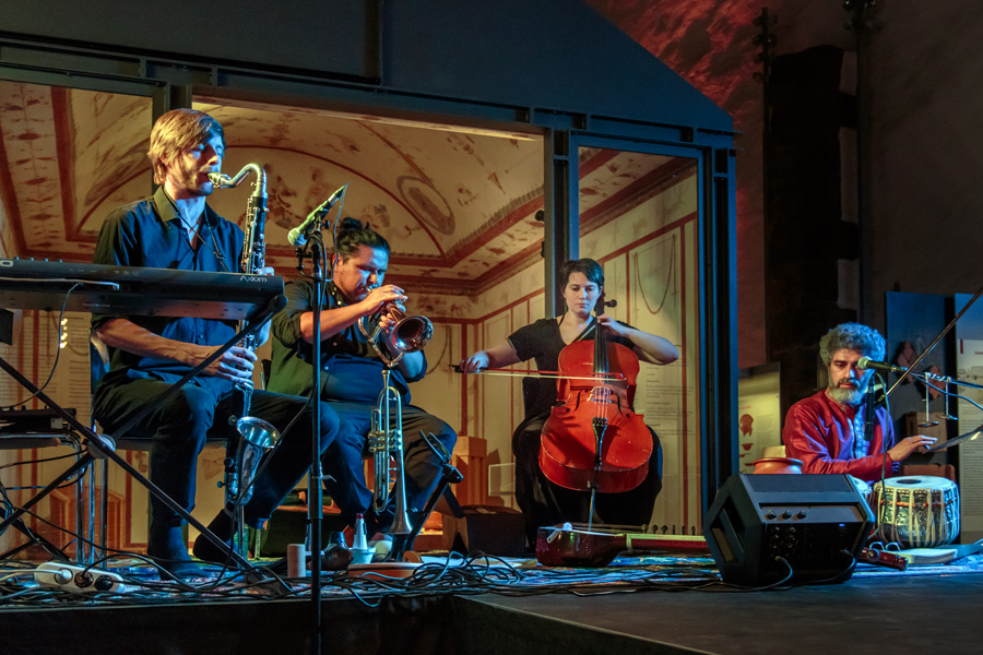 Nacht der Museen 2019 - RootLoop im Archäologischen Museum