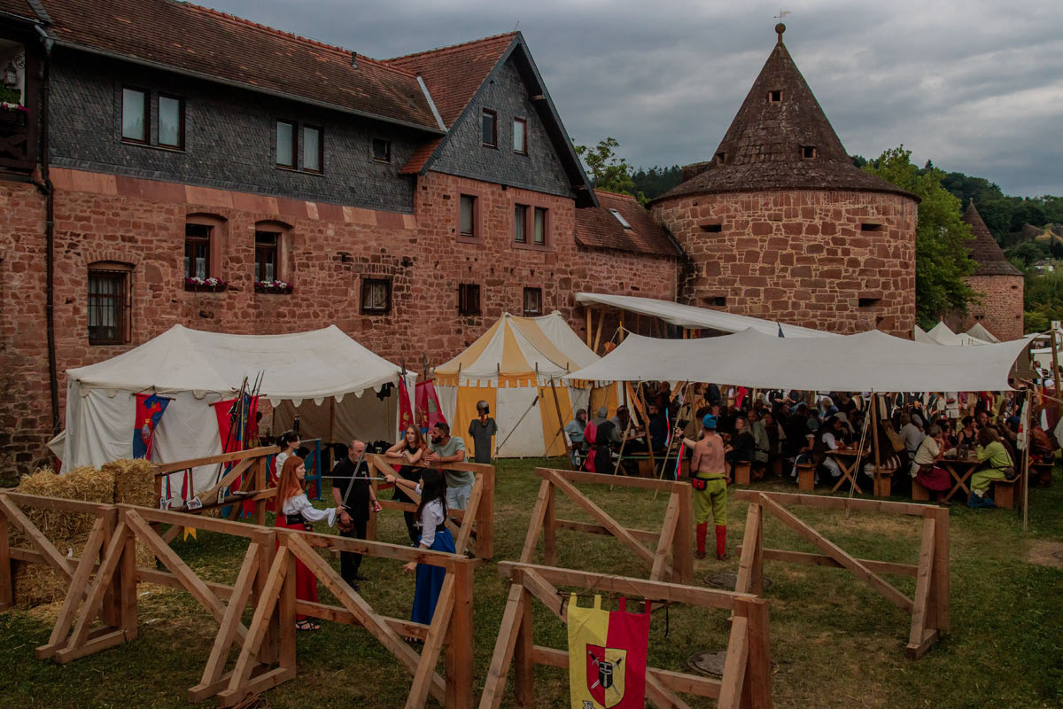 Buedingen MAFest 2025 - Festung mit Lager Buedingen MAFest 2025 - Festung mit Lager